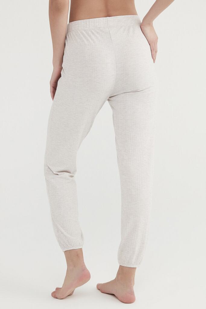 ⁦Beige Lounge Pants⁩ - الصورة ⁦2⁩