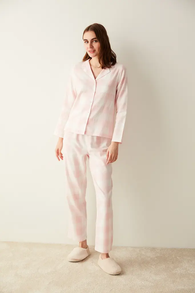pink women's pajama set