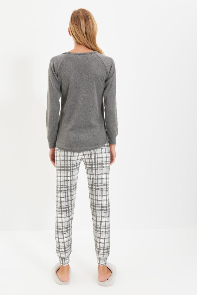 ⁦Grey Pyjama friends⁩ - الصورة ⁦3⁩